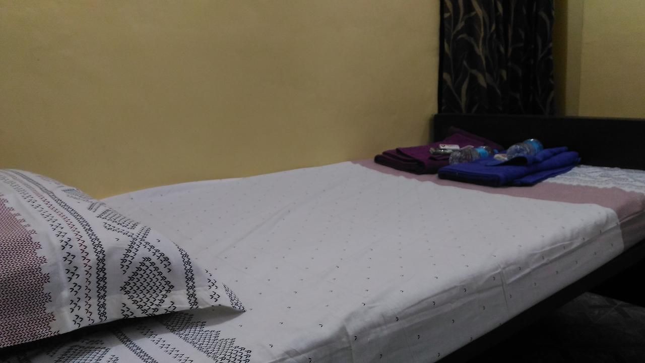 Furnished Near Bkc, Airport & Santacruz Guest house *