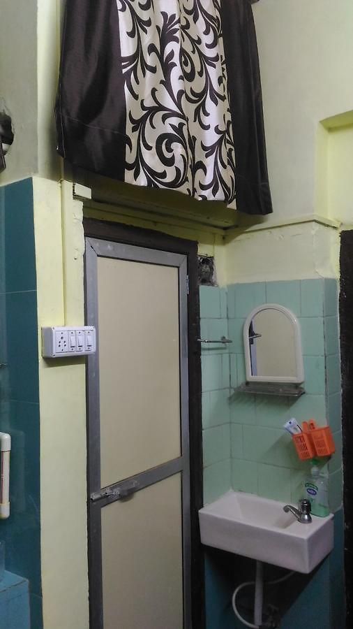 Furnished Near Bkc, Airport & Santacruz *