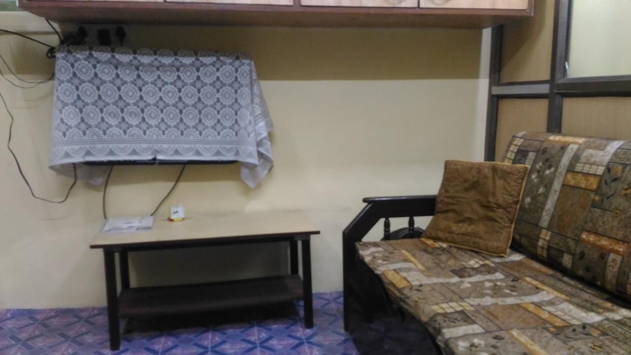Furnished Near Bkc, Airport & Santacruz Guest house *
