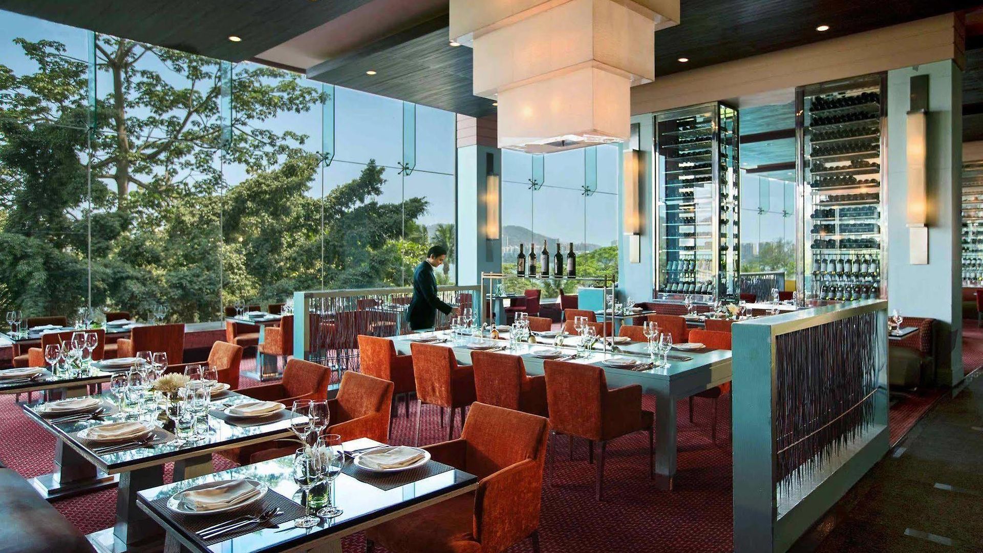 Hotel Marriott Executive - Lakeside Chalet,