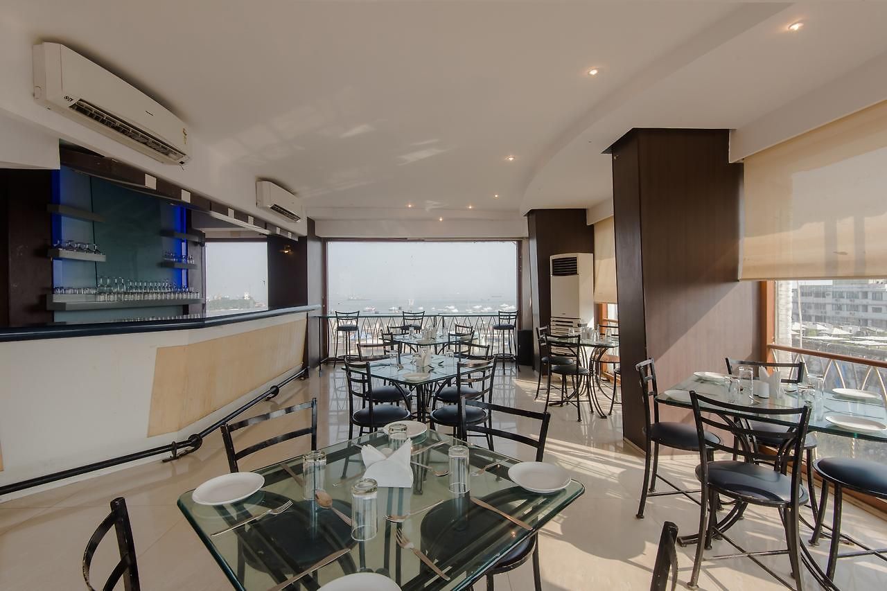 Hotel Oyo 4123 Godwin 3*