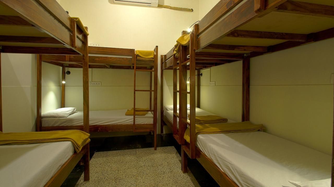 Hostel Horn Ok Please *