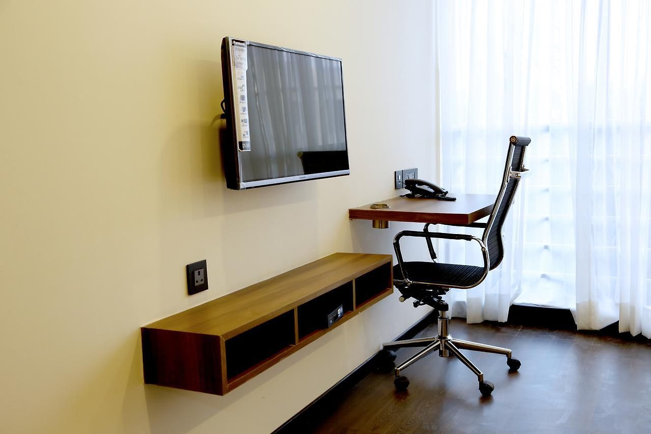 House Andheri East, Hotel 3*