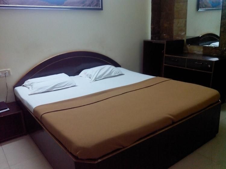 Maangta 111 @ Andheri East Hotel Mumbai