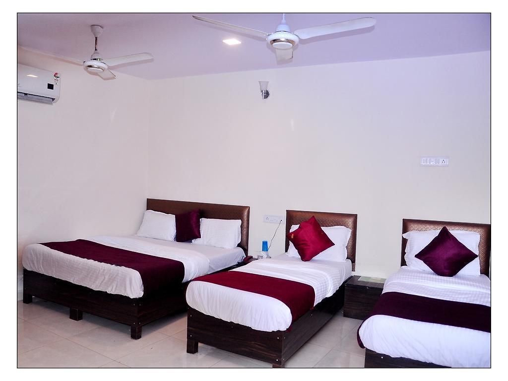Hotel Maangta 107 @ Andheri East