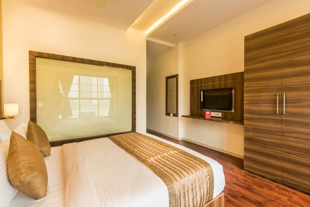 Bkc - Near Trade Center, Visa Consulate Bkc