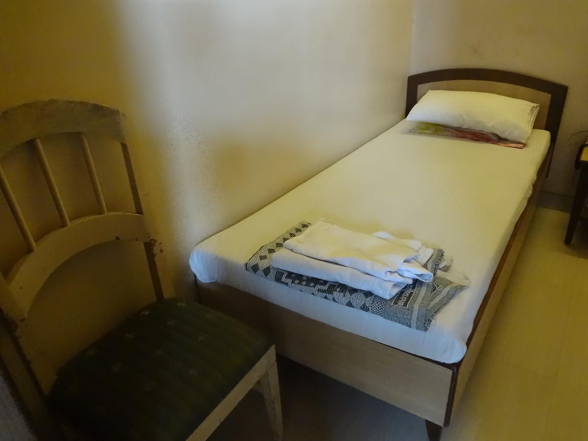 Tiptop Hotel Mumbai