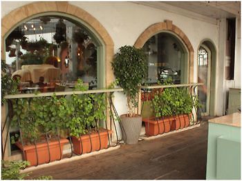 Garden Hotel