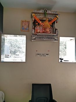 New Shree Niwas Hotel 2*
