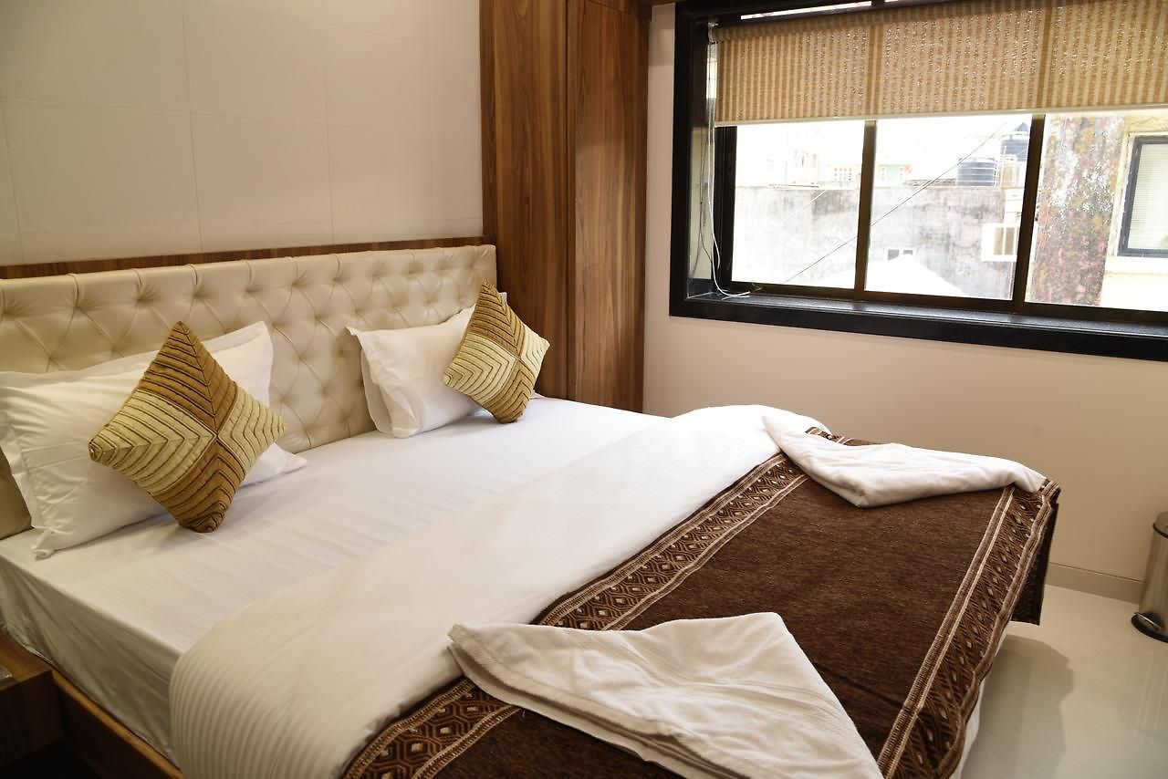 Hotel Flora Fountain,fort 2*