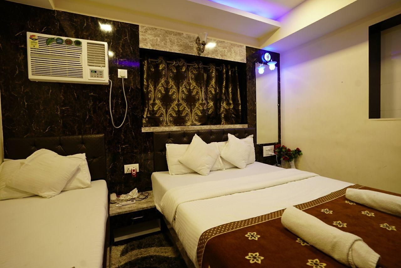 Hotel Onyx Residency