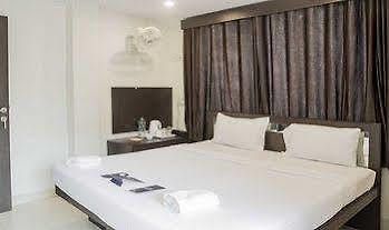 Fabhotel Midaas Comforts 3* Mumbai