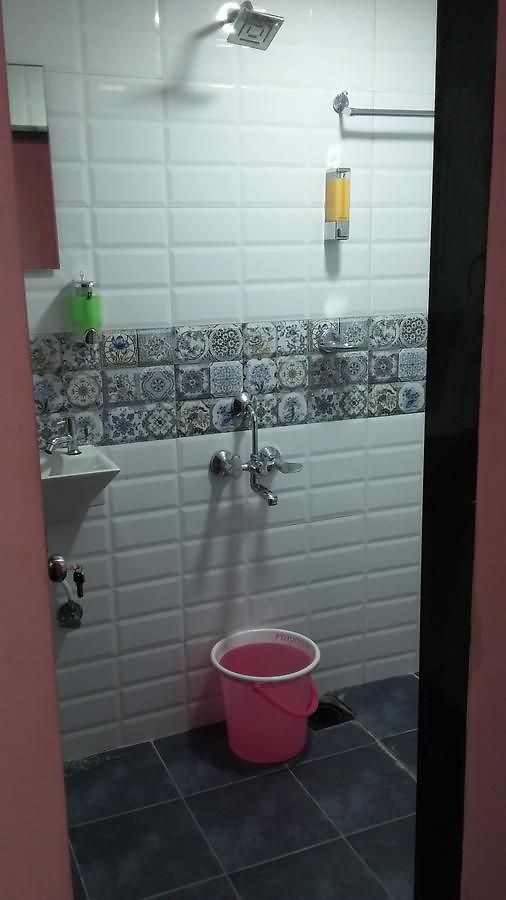 Hotel Airways Residency 3*