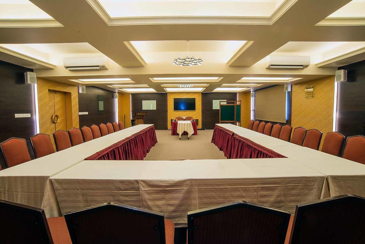 Hotel Ymca International House
