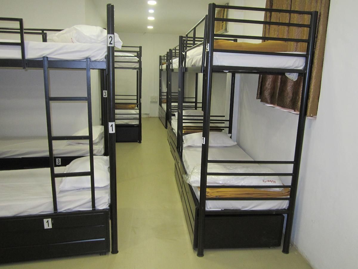 Hostel Restwel - Male Only