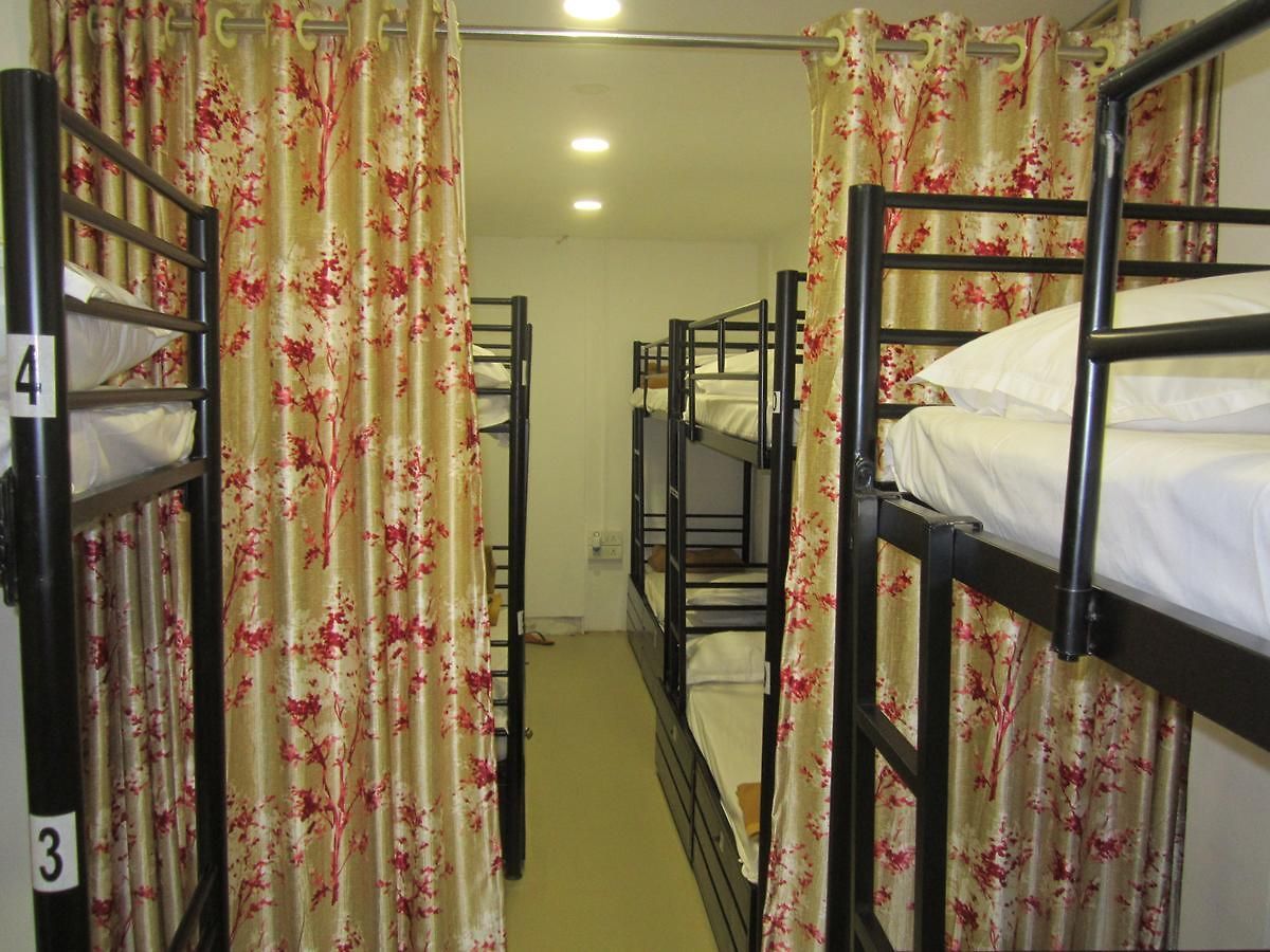 Hostel Restwel - Male Only *