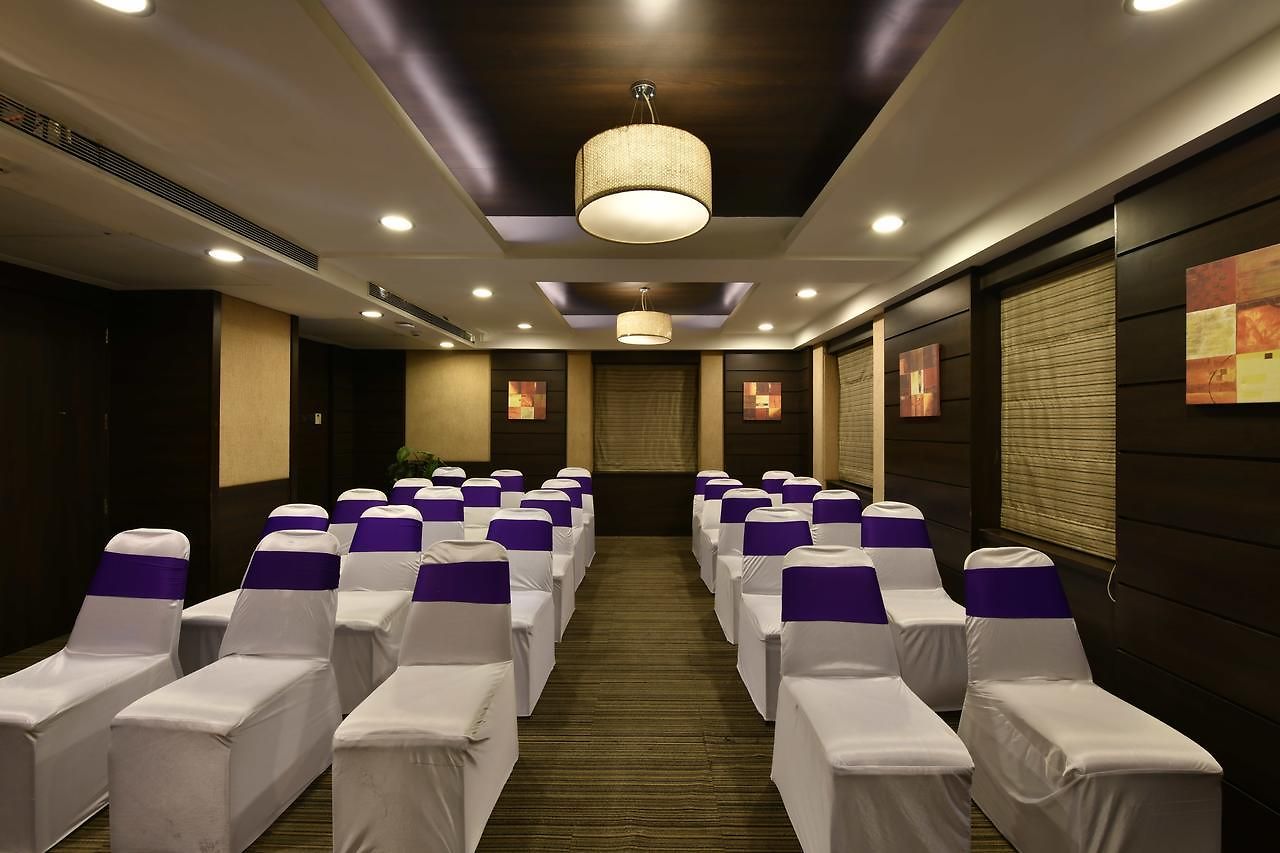 Leafio Marigold-near Airport