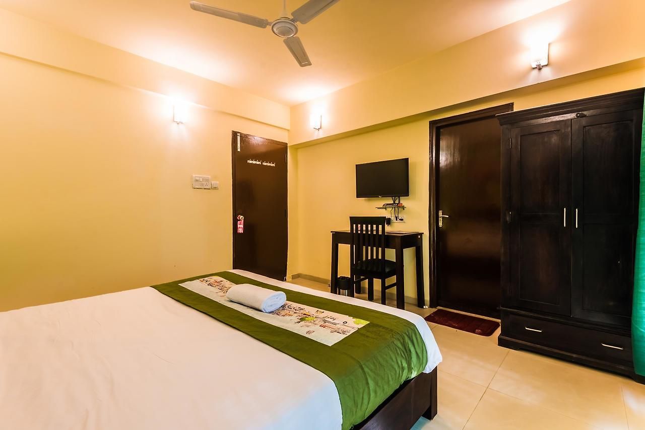 Hotel Oyo Flagship 389 Maitri Park Chembur 2*