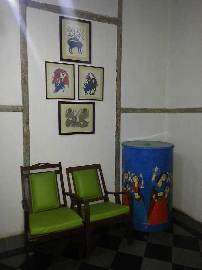 Vasantashram Cst Mumbai, Free Wifi With 1940s Retro Vibe Hostel Mumbai