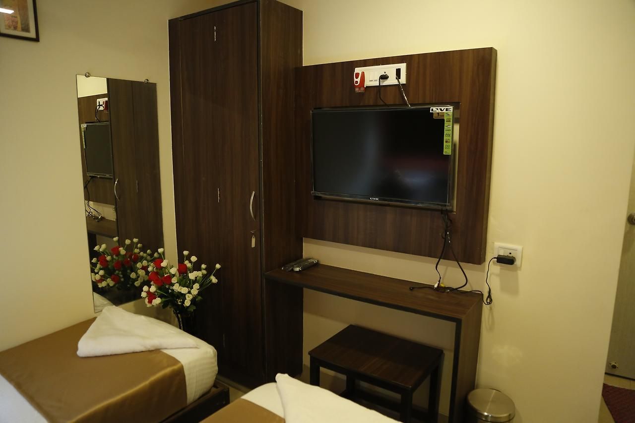 Royal Onix 2* Mumbai