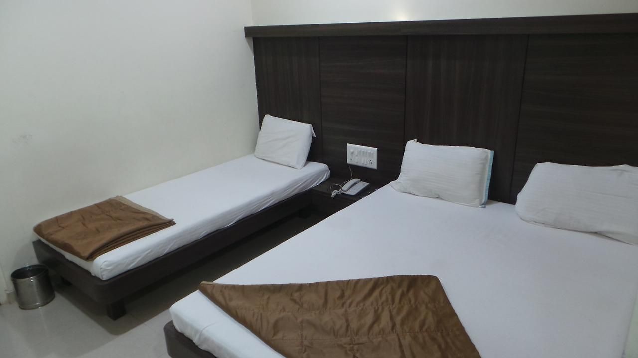 Gemini Hotel 2*
