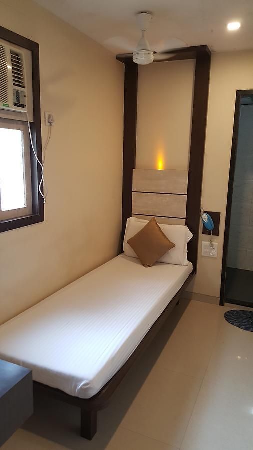 Apex Regency Hotel 3*