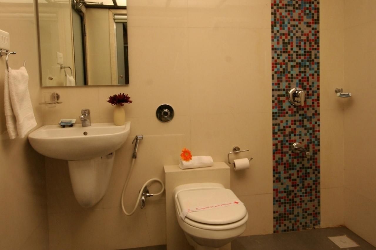 Guest house 1 Bedroom Boutique In Borivali West, 3*