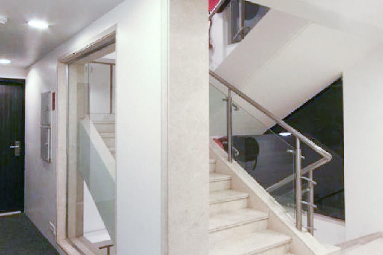 1 Bedroom Boutique In Borivali West, Guest house