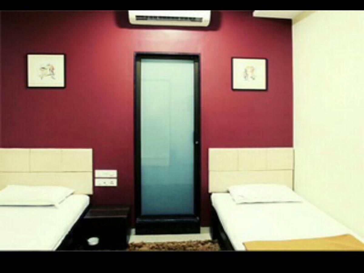 Hotel Maangta 212 @ Andheri West
