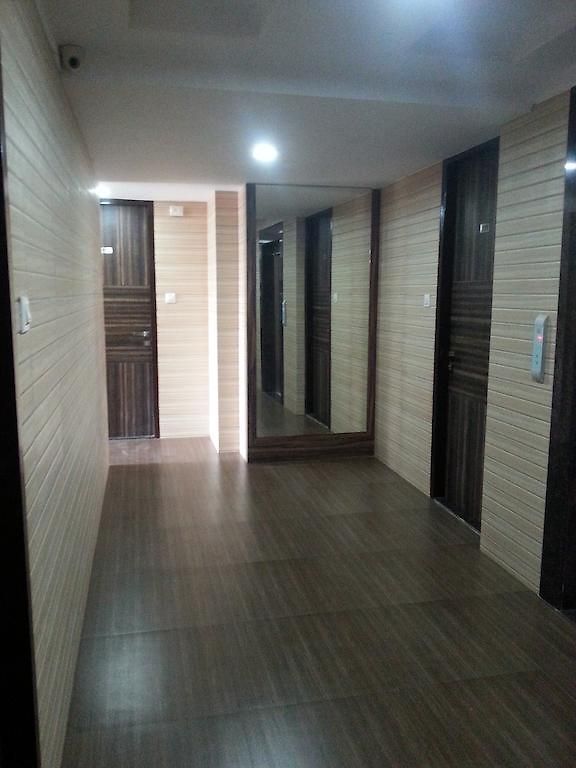 Maangta 113 @ Andheri East 2*