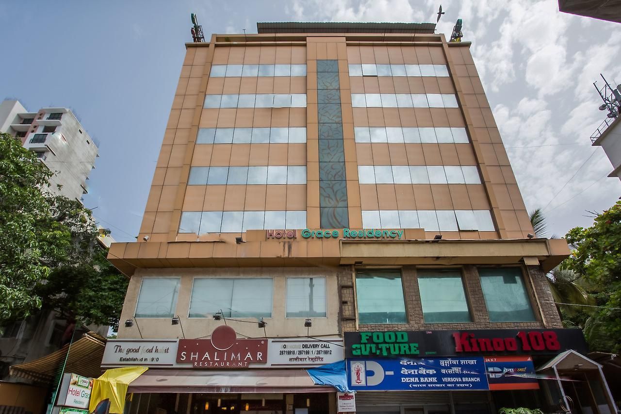 Grace Residency Hotel 3*