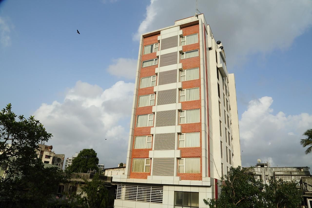 Hotel The Altruist Andheri Mumbai
