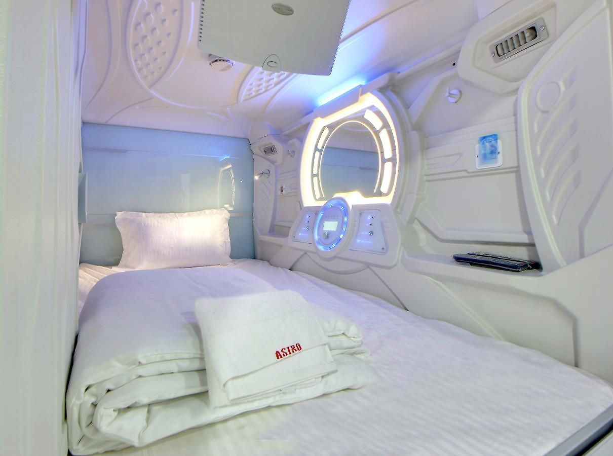Astropods Airport, Mumbai. Mumbai