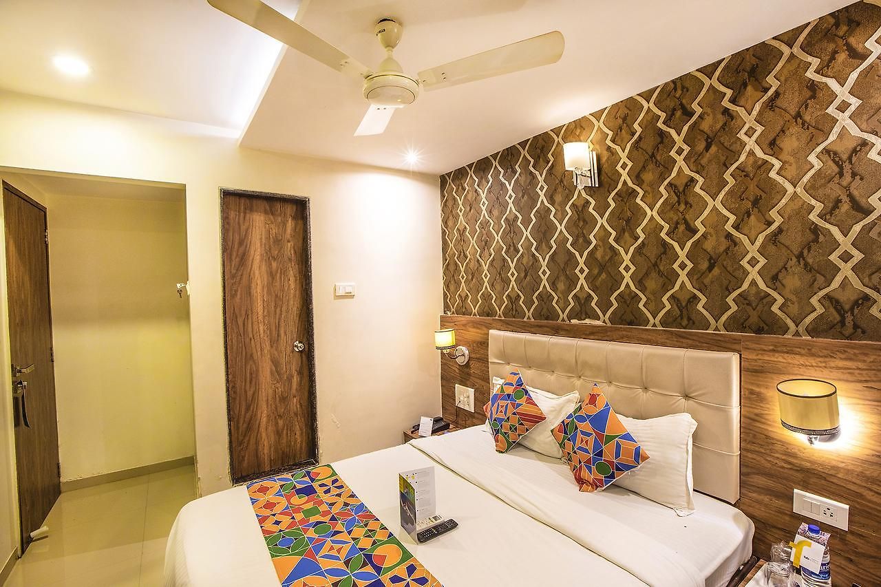 Liberty Plaza 3* Mumbai