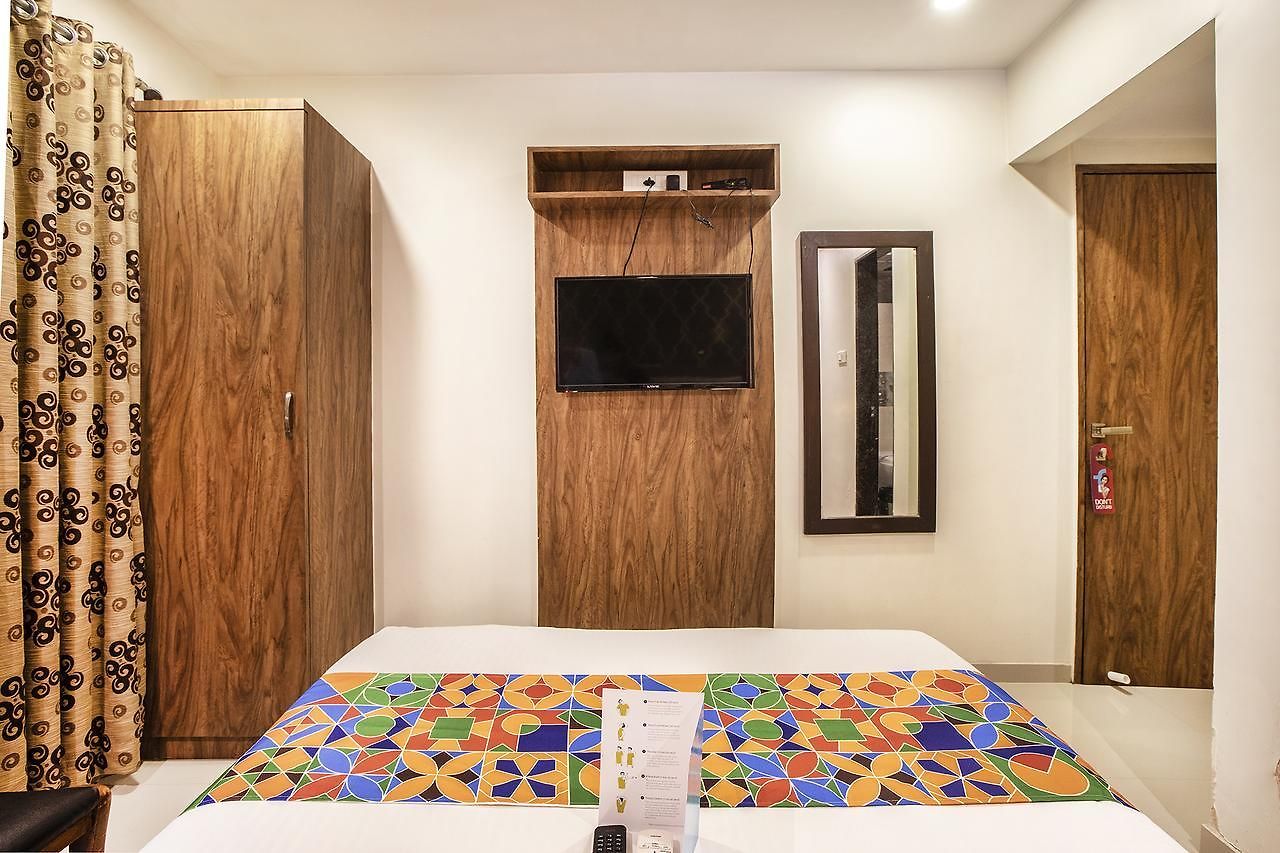 Liberty Plaza 3*