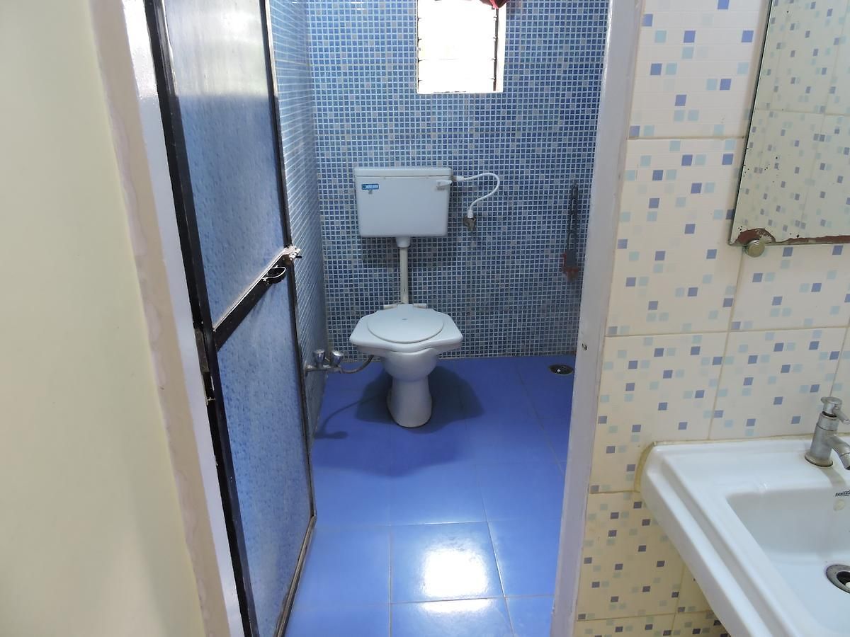 Hotel Born 4 Tours# Kaveris Nest *