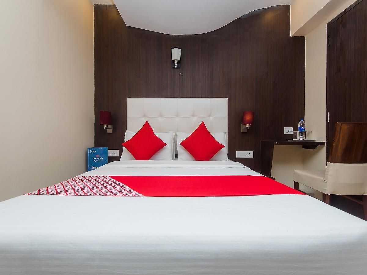 Oyo 7840 Artus 2 Mumbai