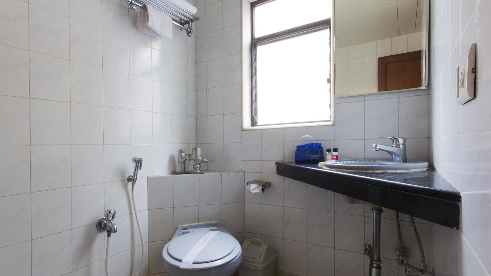 Ashray International, Sion - Near Bkc 2* Mumbai