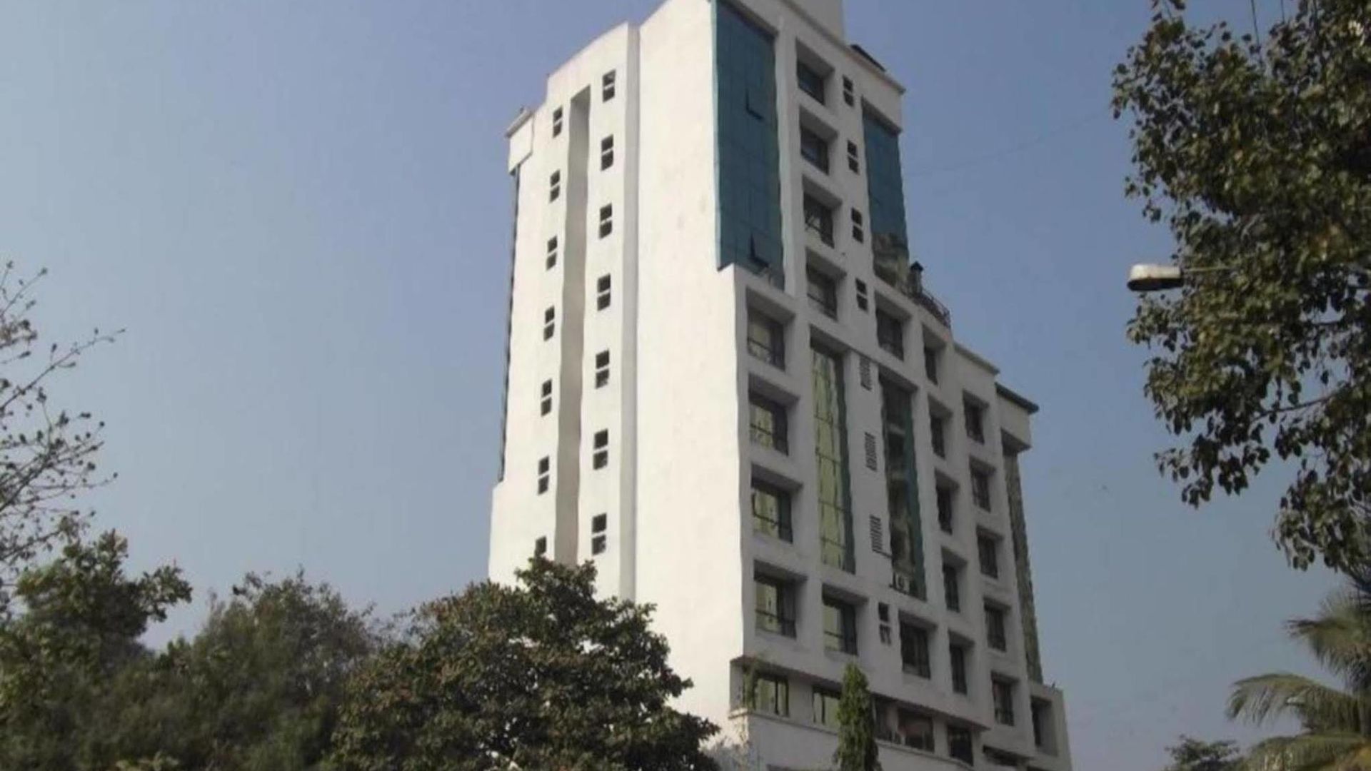 The Caliph Hotel, Near Powai 3*