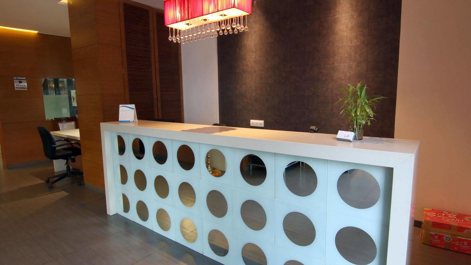 Hotel Suncity Premiere, Near To Airport