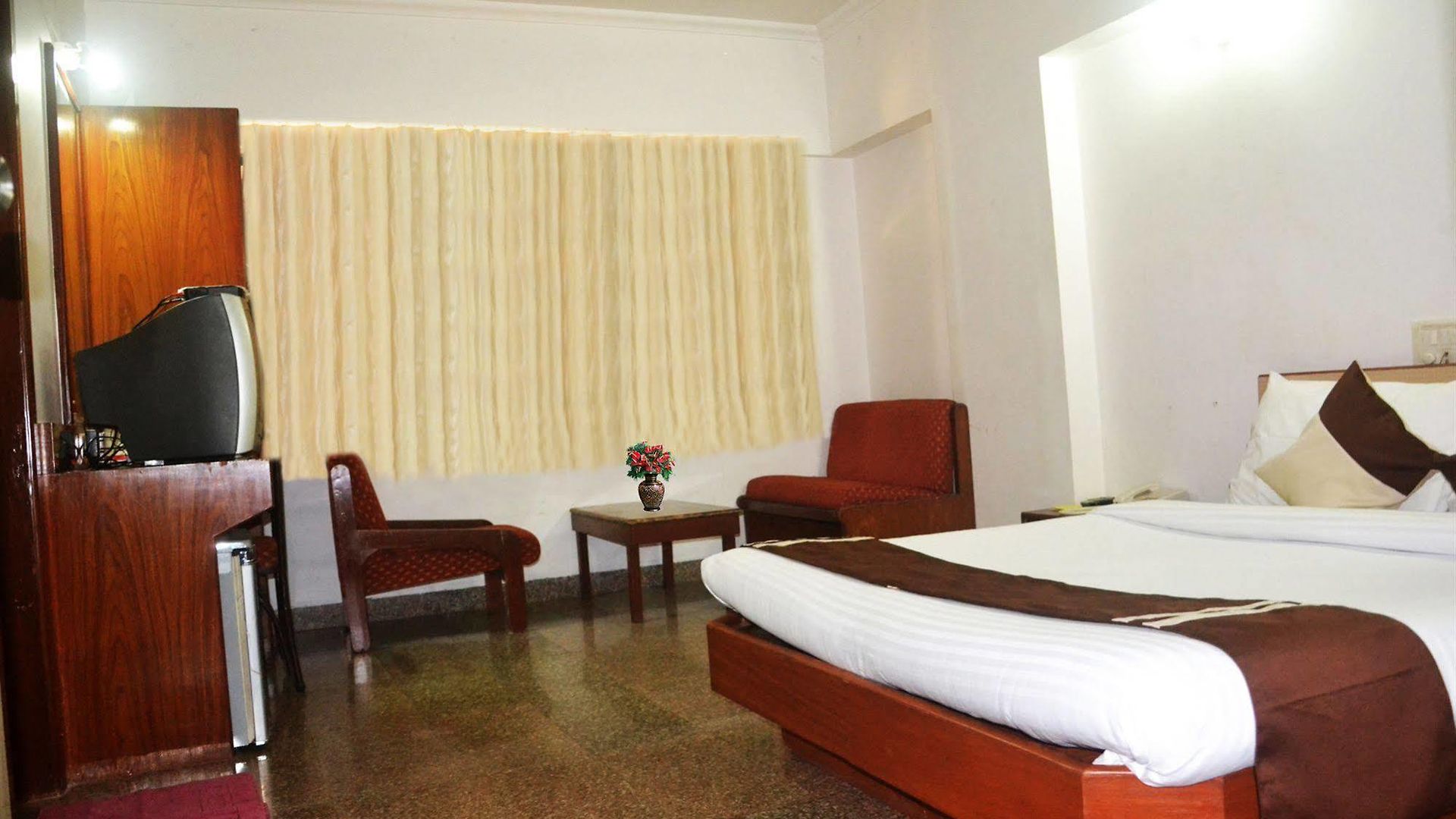 Atlantic Hotel 3*