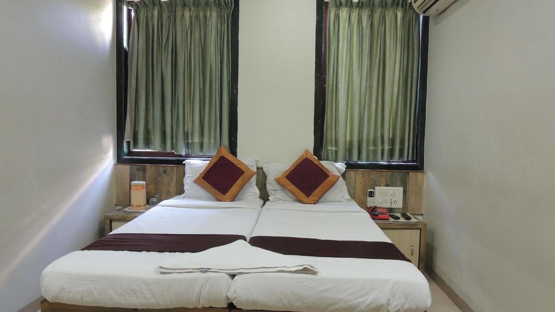 Fabhotel Galaxy 3* Mumbai
