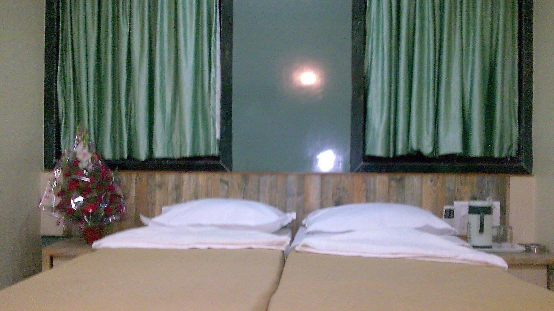 Fabhotel Galaxy 3*