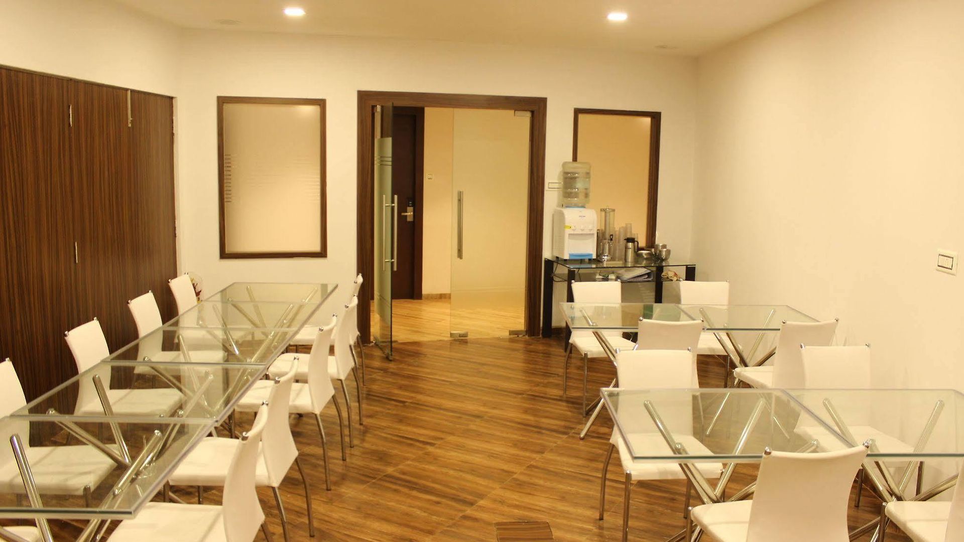 Maxx Value Hospitality 3*