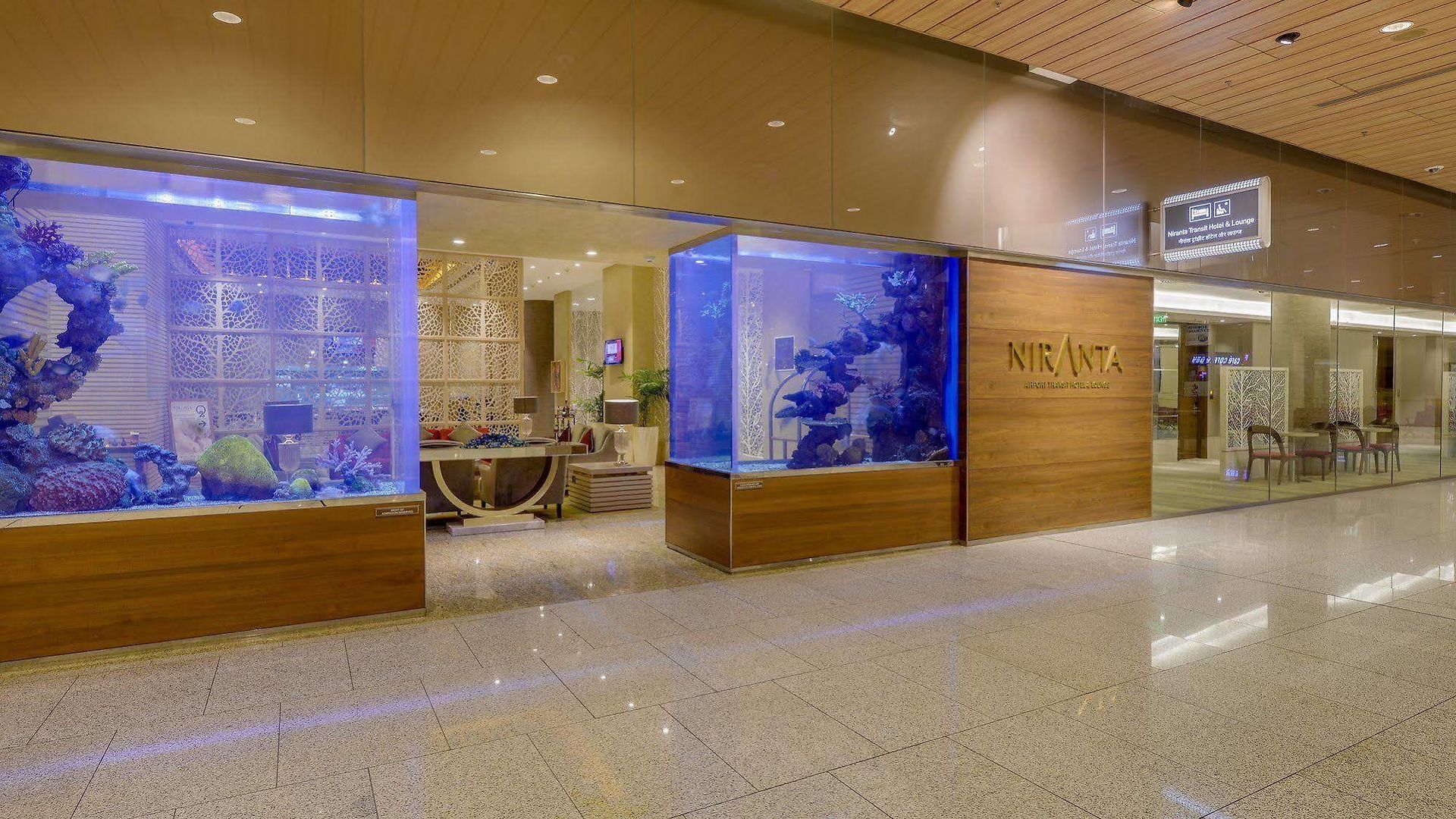 Niranta Transit Airport - At Arrivals Hotel 4*