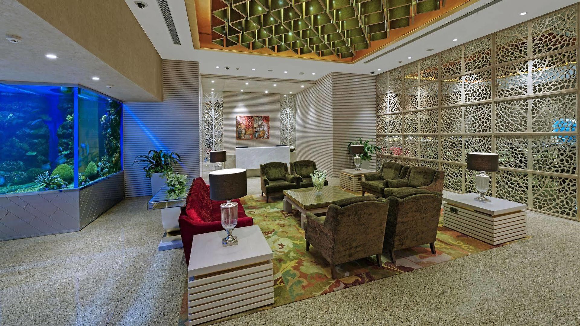Niranta Transit Airport - At Arrivals Hotel 4*