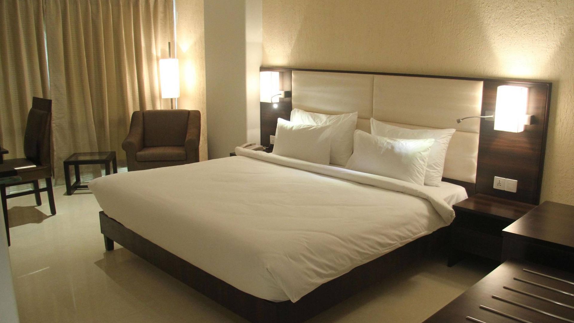 Beacon T2 3* Mumbai
