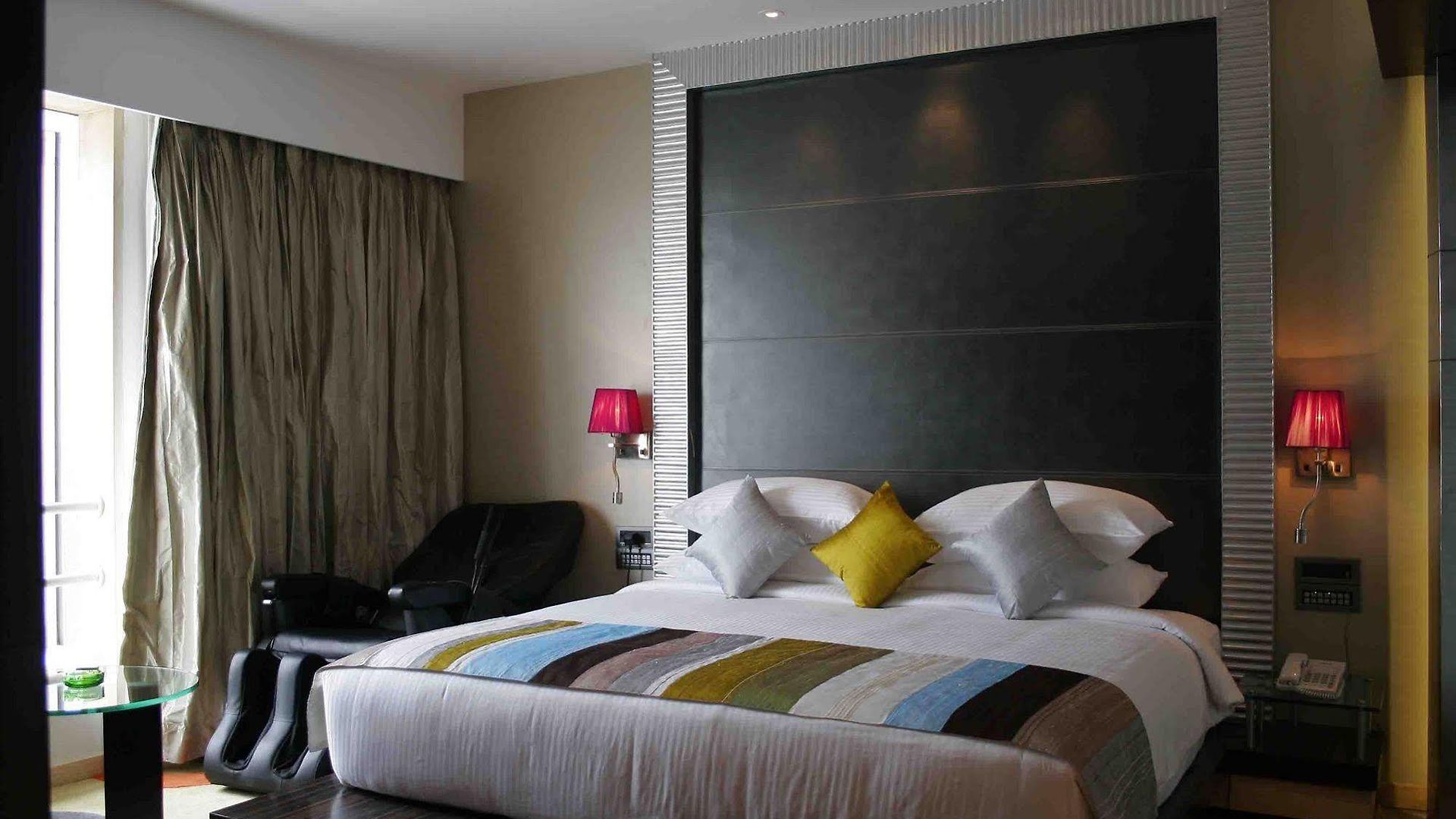 Hotel The Regale By Tunga 3*