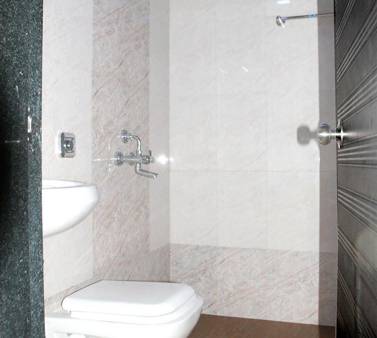Fabhotel Adore Hotel 3*