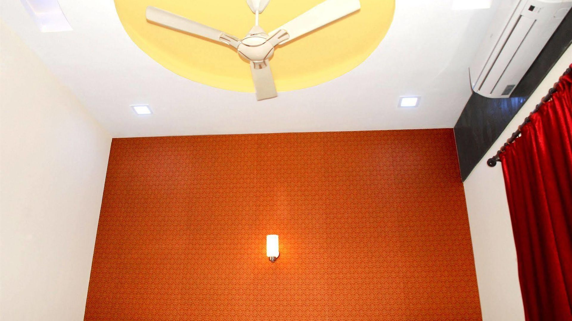 Fabhotel Adore Hotel 3*
